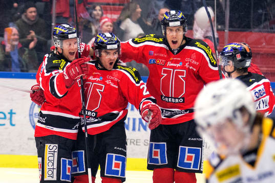 Örebros Johan Motin jublar