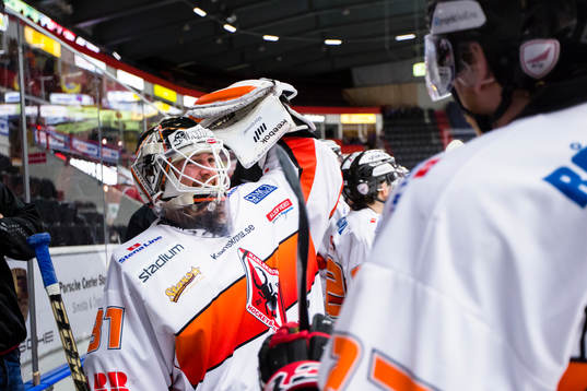 Karlskronas målvakt Patrick Galbraith firar finalplatsen