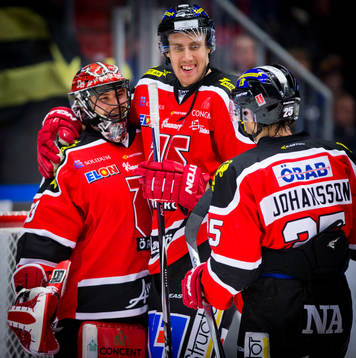 Örebros målvakt Julius Hudacek, Marko Anttila och Martin