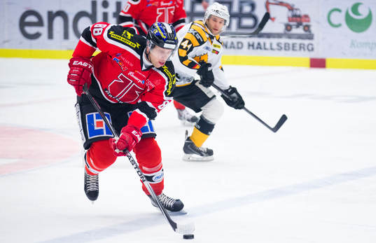 Örebros Viktor Ekbom mot Skellefteås Rob Schremp