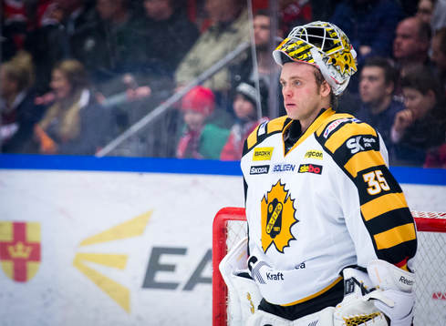 Skellefteås målvakt Markus Svensson deppar