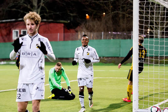 Häckens Nasiru Mohammed jublar