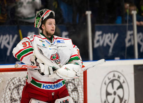 Modos målvakt Adam Reideborn