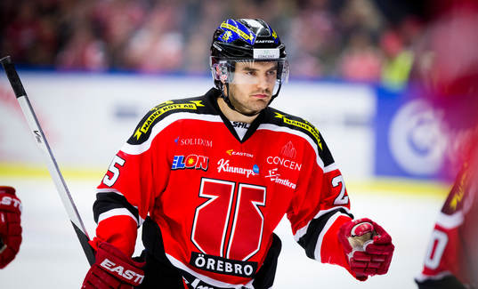 Örebros Martin Johansson jublar