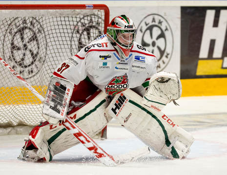 Modos målvakt Adam Reideborn