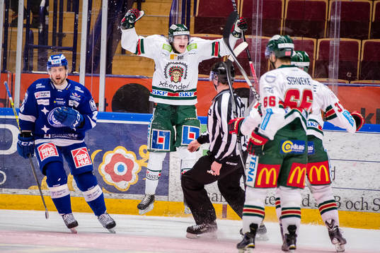 Frölundas Anton Blidh jublar
