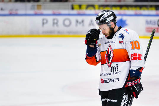 Karlskronas Kelsey Tessier hänger med huvudet