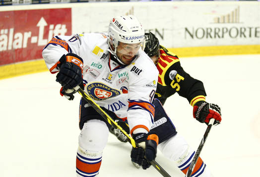 Växjös Josh Hennesy och Brynäs Tomas Slovak