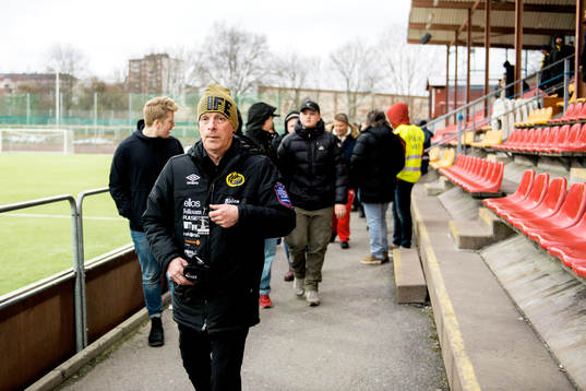 Matchen blir flyttad ifrån A-plan till B-plan