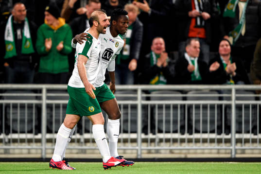 Hammarbys Kennedy Bakircioglu och Amadaiya Rennie