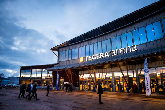 Exteriör på Tegera Arena före ishockeymatchen i SHL