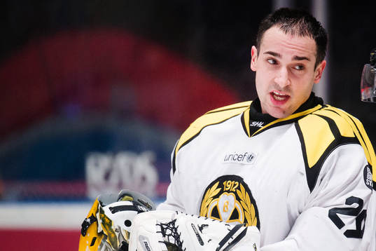 Brynäs målvakt Bernhard Starkbaum