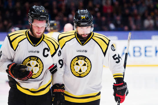 Brynäs Niclas Andersén har ont