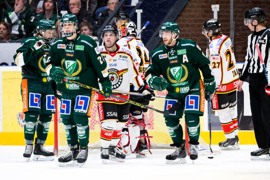 Färjestads Rasmus Asplun, Joel Eriksson Ek och Linus