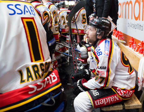 Luleås Per Ledin i båset