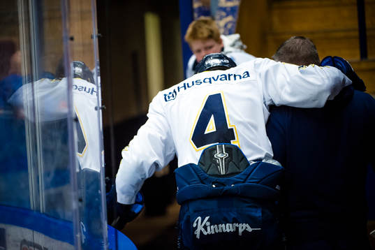 HV71s Marcus Nilson skadas