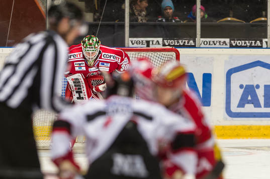 Modos målvakt Linus Ullmark
