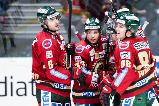 Frölundas spelare jublar