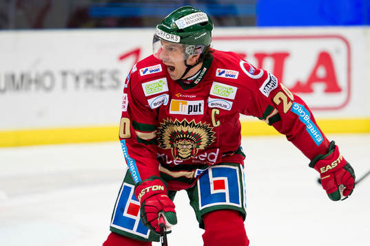 Frölundas Joel Lundqvist skäller på domaren