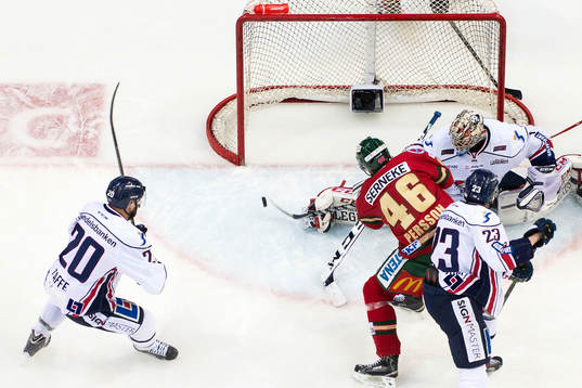 Frölundas Christoffer Persson gör 2-0 bakom Linköpings