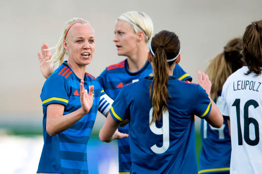 Sveriges Caroline Seger firar