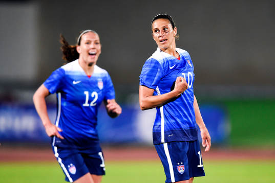 s Carli Lloyd jublar