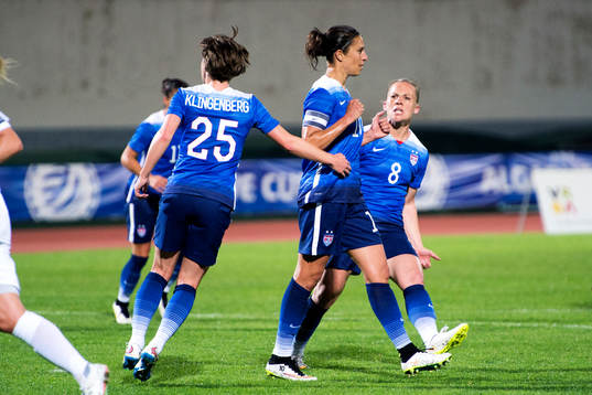s Carli Lloyd jublar