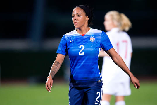 s Sydney Leroux
