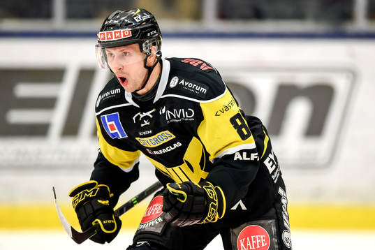 Västerås Dustin Johner jublar