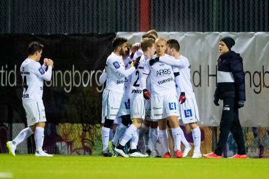 Syrianskas spelare firar 1-1