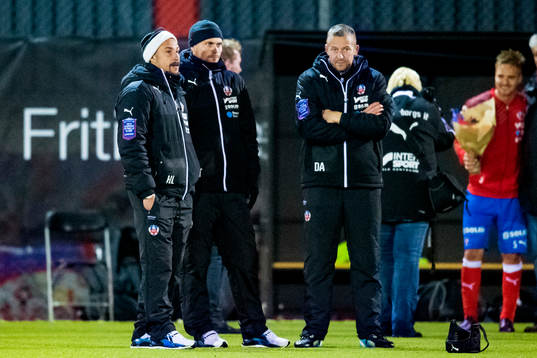 Helsingborgs manager Henrik Larsson, assisterande tränare