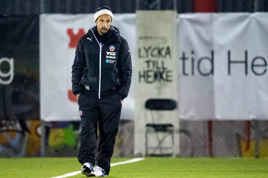 Helsingborgs manager Henrik Larsson deppar
