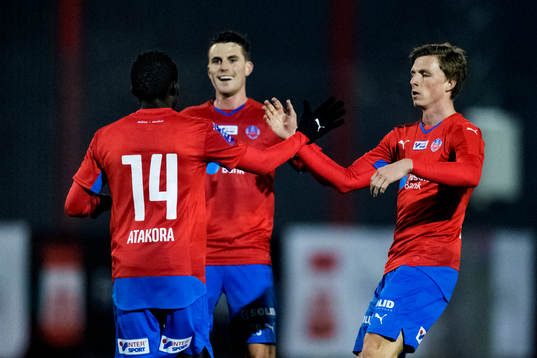 Helsingborgs Lalawélé Atakora firar med Jesper Björkman