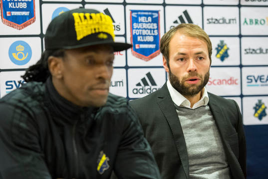 s Dickson Etuhu och tränare Andreas Alm