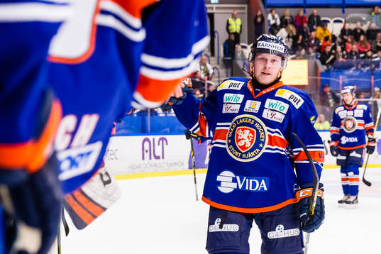 Växjös Tuomas Kiiskinen firar