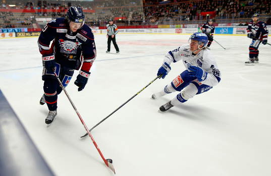 Linköpings Anton Karlsson och Leksands Sebastian Fakt