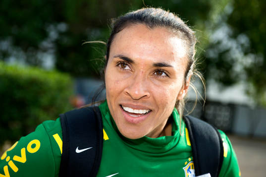 Brasiliens Marta Vieira da Silva blir intervjuad