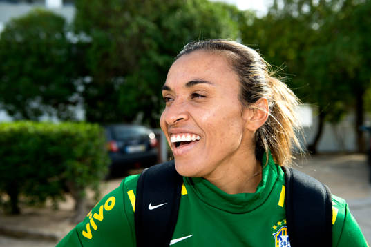 Brasiliens Marta Vieira da Silva blir intervjuad