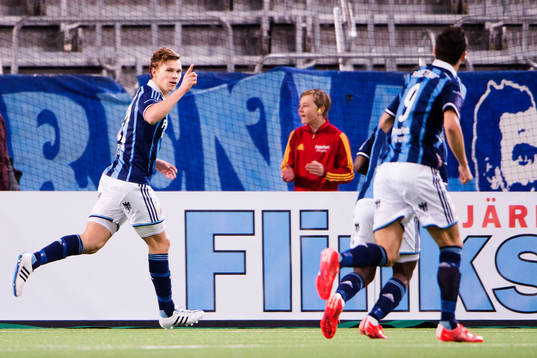 Djurgårdens Jesper Karlström jublar