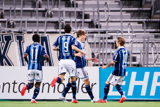 Djurgårdens spelare jublar