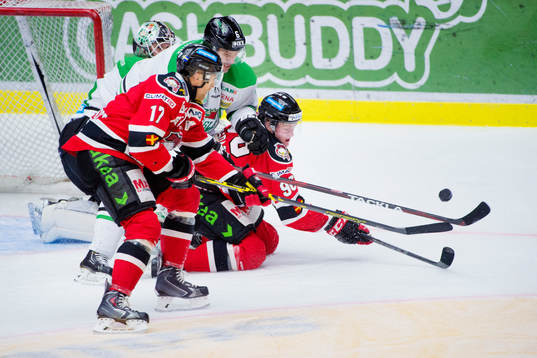 Malmö Redhawks Mathias Tjärnqvist och Mattias Persson i