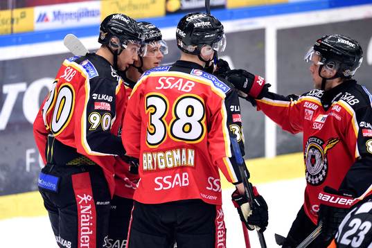Luleås Johan Harju(v) jublar