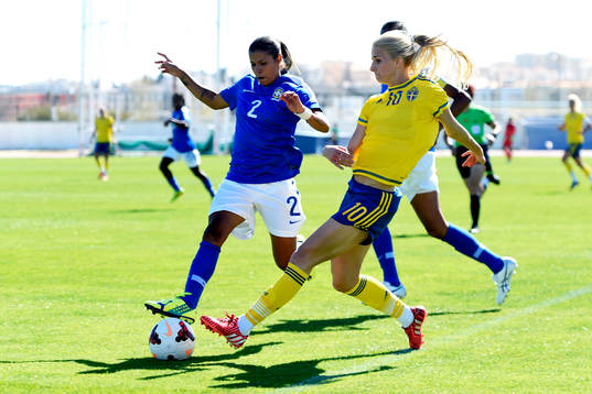 Brasiliens Fabiana Simoes och Sveriges Sofia Jakobsson