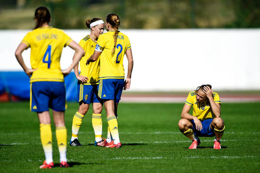 Sveriges Emma Berglund, Sara Thunebro, Charlotte Rohlin och