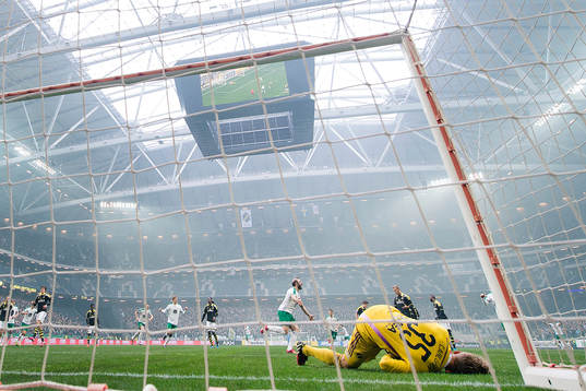 Hammarbys Kennedy Bakircioglu jublar
