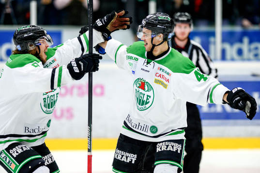 Rögles Jesper Jensen jublar