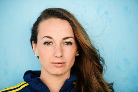 Kosovare Asllani porträtteras