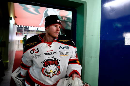 Malmös målvakt Jonas Gunnarsson på väg till