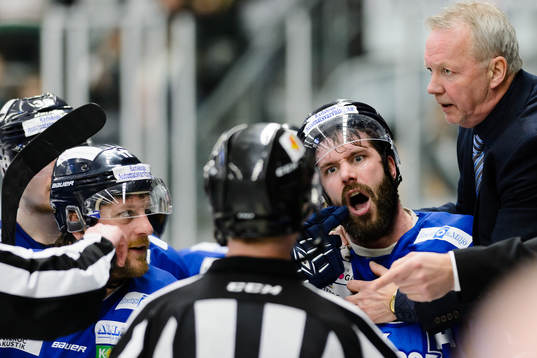 Karlskogas Daniel Wessner är arg på domare Daniel Winge