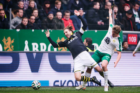 s Nils-Eric Johansson och Hammarbys Lars Saetra